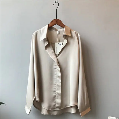 Chic V-Neck Silk Blouse - Champagne / L