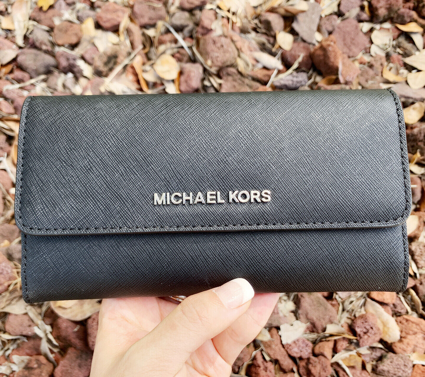 Michael Kors Jet Set Travel Large Trifold Wallet Signature MK Brown Bl