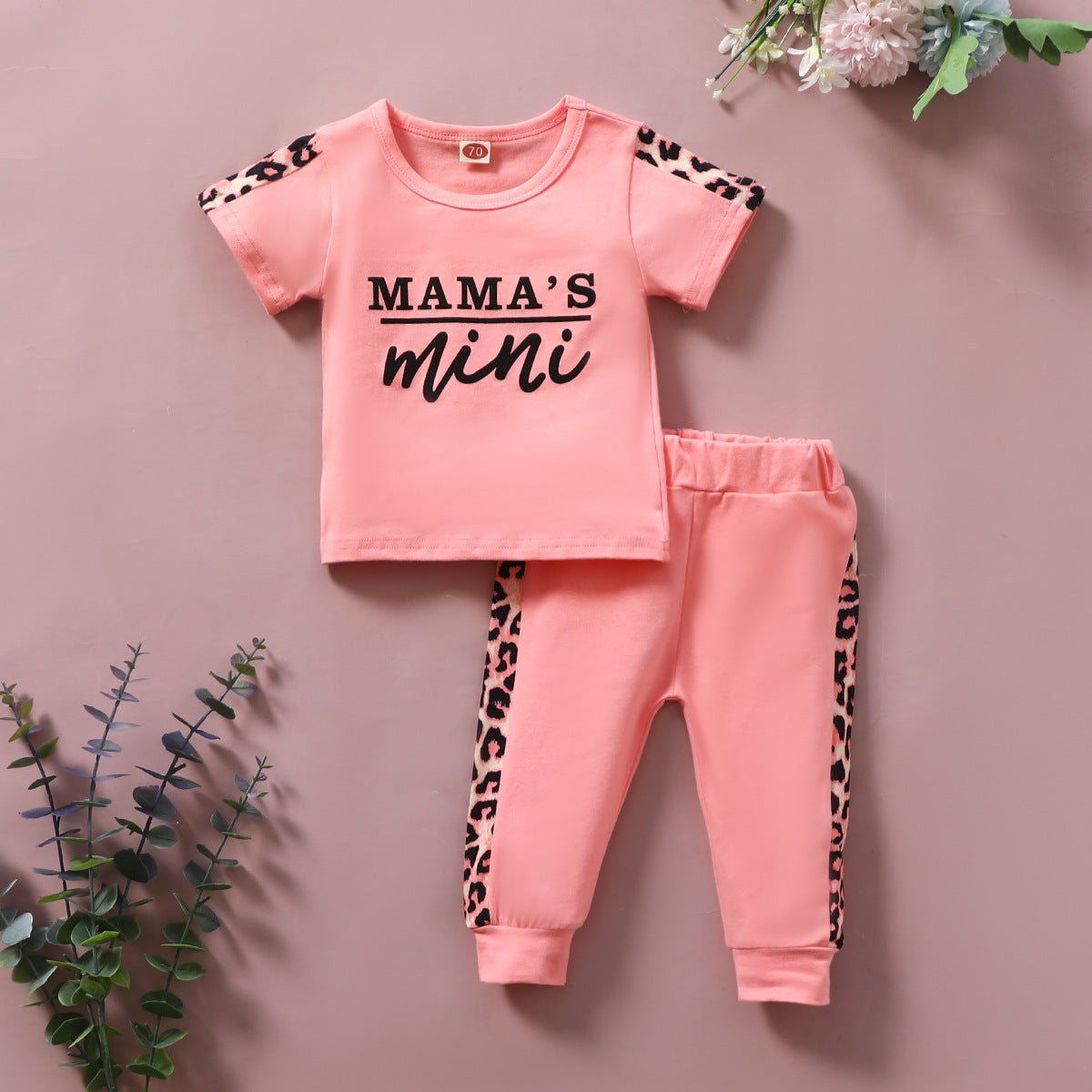 baby girl alphabet print suit-Baby Girl Alphabet Print Short-sleeved Trousers Suit-shopluxelook.store