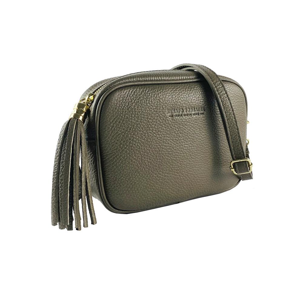 tracollina donna vera pelle-RB1024BF | Women's handbag in genuine leather Made in Italy with removable shoulder strap. Large internal removable bag. Glossy gunmetal-shopluxelook.store